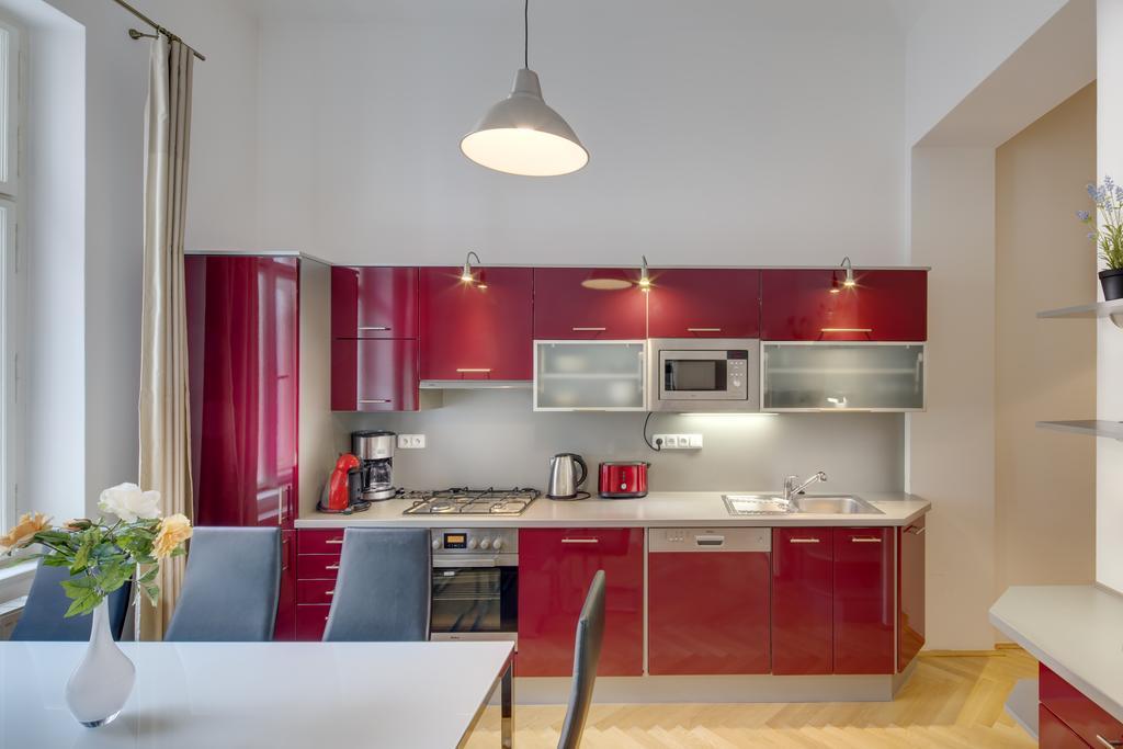 Old Town Square Apartments Прага Номер фото